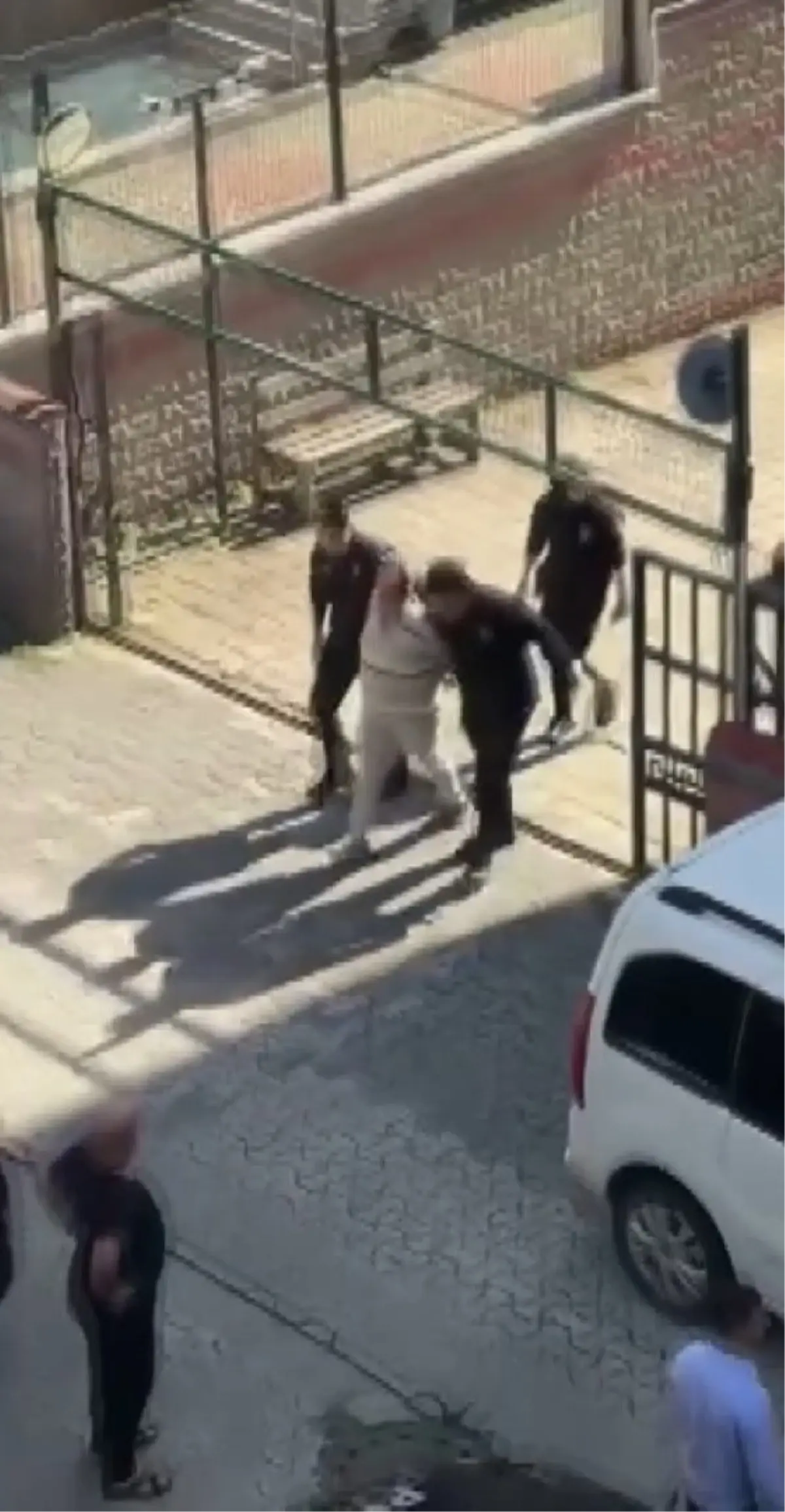 atasehirde bicakli kavga bir olu mI97Hz9e