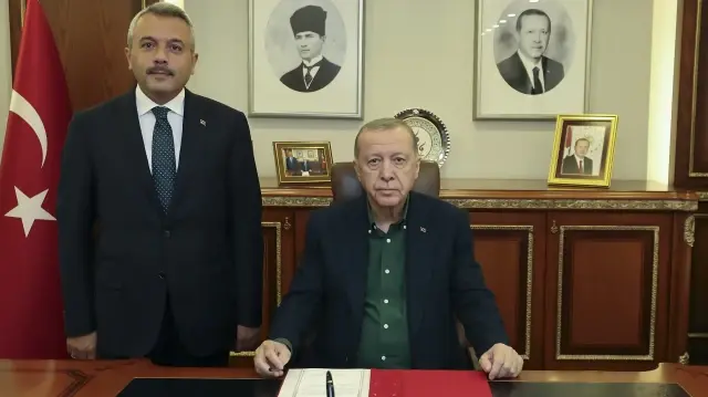 cumhurbaskani erdogan rize valiligini ziyaret etti tEJBY7zr