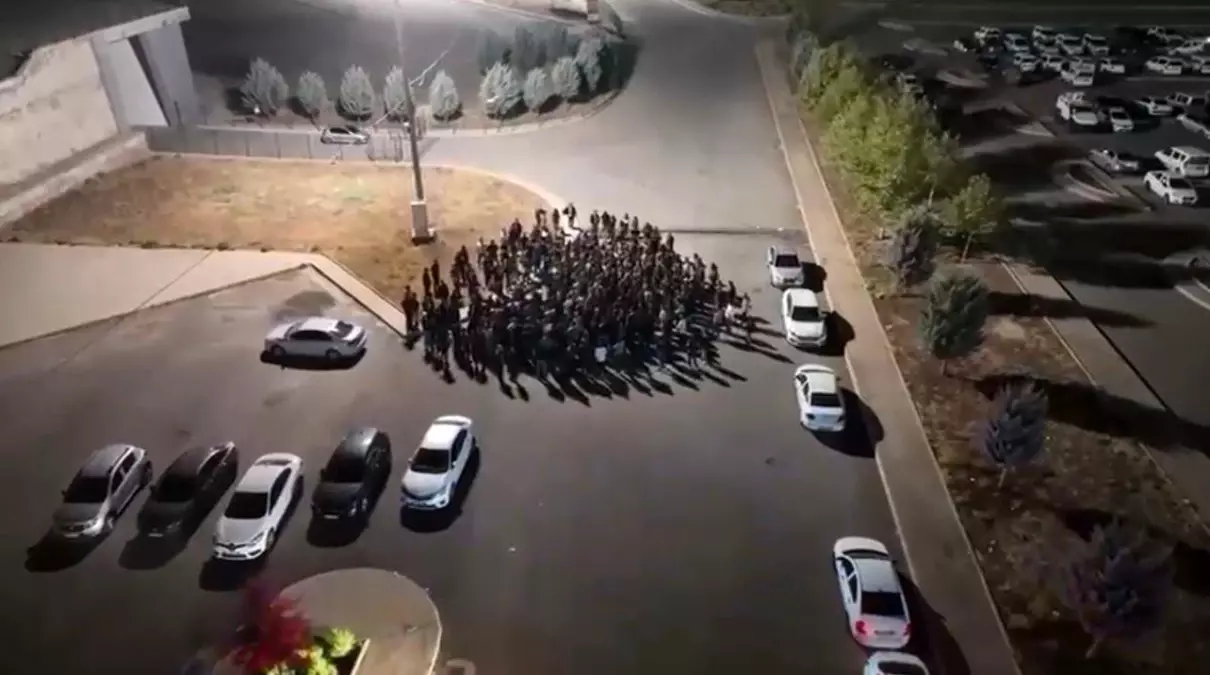 diyarbakir merkezli kacakcilik operasyonu 78 gozalti ep15kKMV.jpg