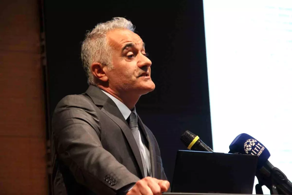 Hitit Üniversitesi’nde İdari Tarih Konferansı