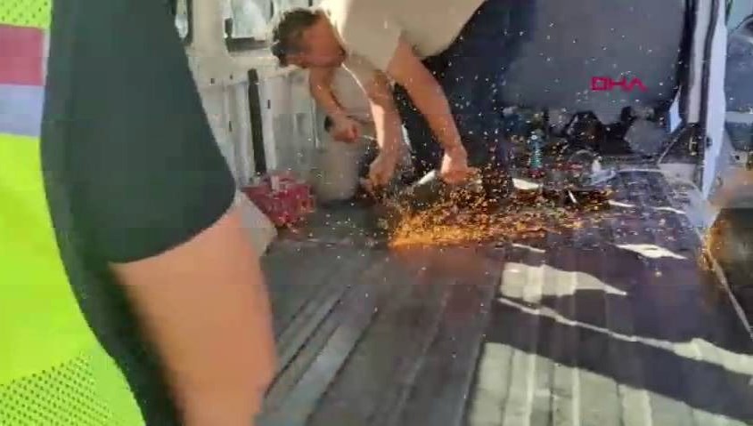 piyasa degeri 25 milyon lira binlerce paket gizli bolmede bulundu LvEeGpOQ.jpg