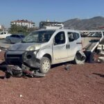 hatayda ticari arac motosikletlere carpti 6 yarali wRvHiUU8.jpg