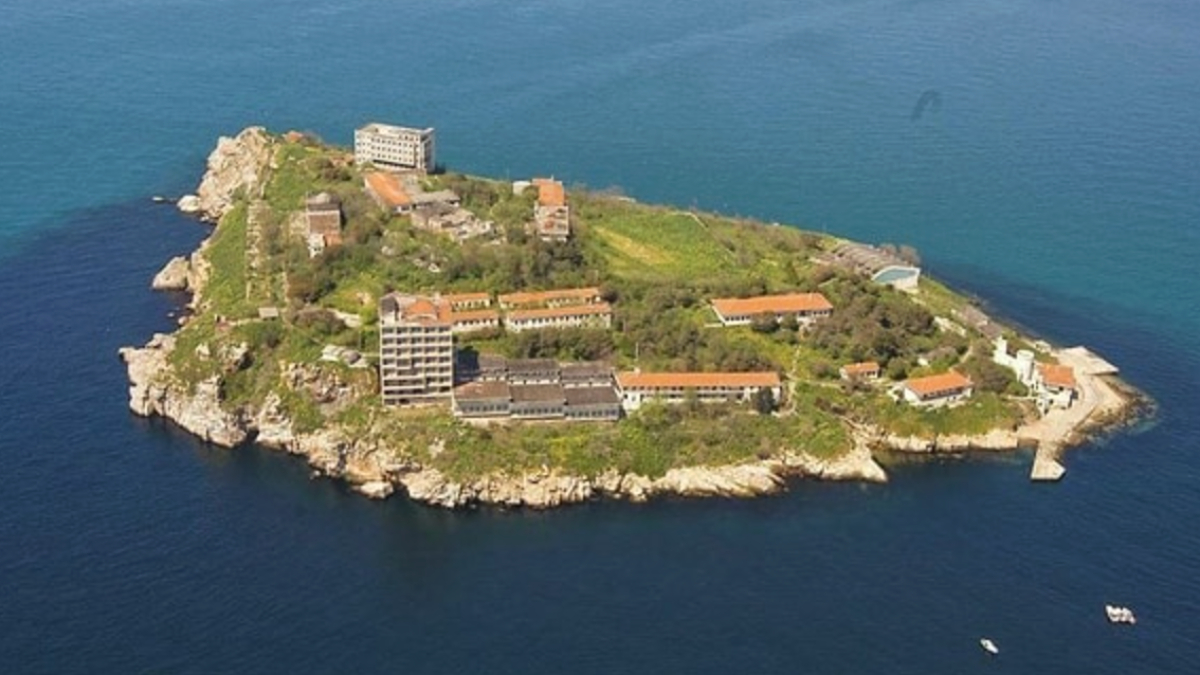 Komisyondan İmralı’ya gidecek isimler belli oldu