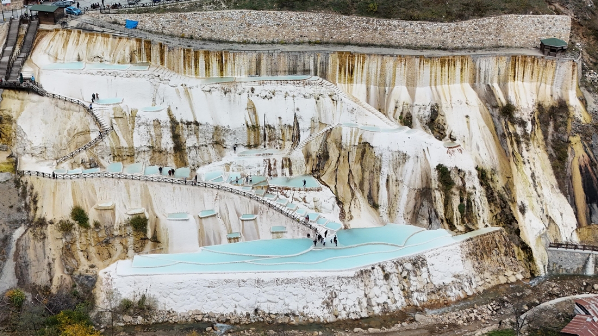 Giresun’da Göksu travertenleri ziyaretçi çekiyor