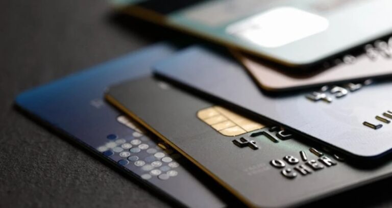 kredi-kartlarinda-kimsenin-bilmedigi-yuzlere-lira-birikiyor-31-aralika-kadar-silinebilir-fGEmTCBP.jpg
