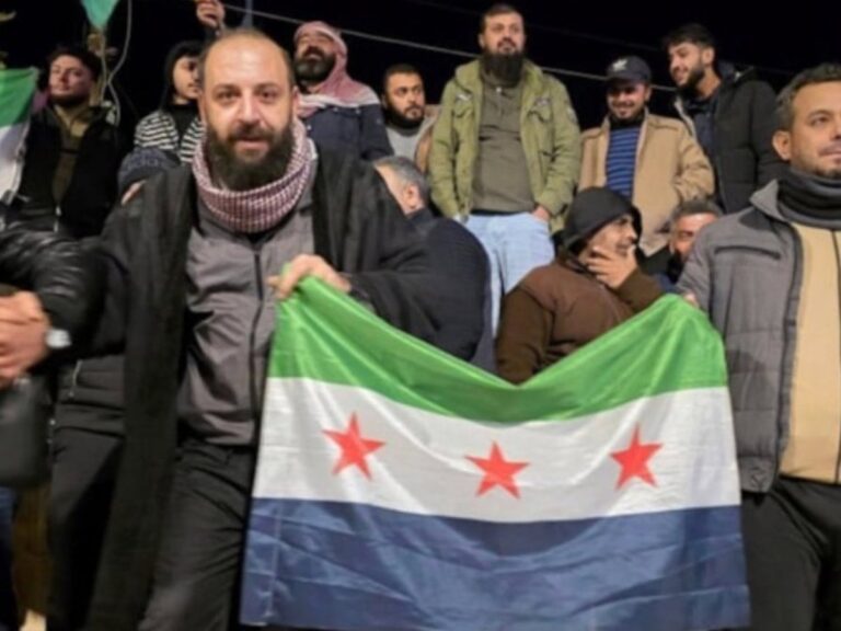 suriyede-kurtlere-vatandaslik-hakki-verildi-afrinde-kutlamalar-basladi-PUtYrv2A.jpg