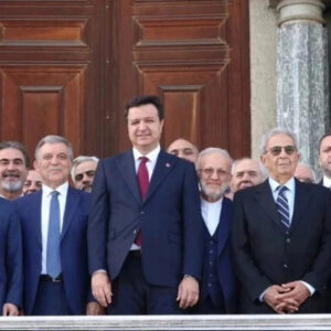 Fatih Erbakan, cumhurbaşkanı adaylığını duyurdu: Yarışmayacağı tek ismi açıkladı